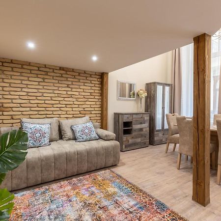 Comfort Zone Apartment Budapest Bagian luar foto