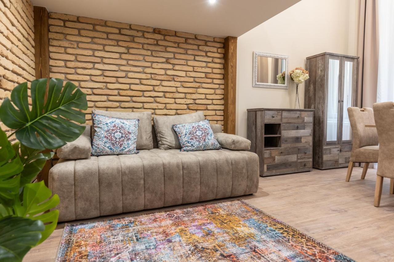 Comfort Zone Apartment Budapest Bagian luar foto