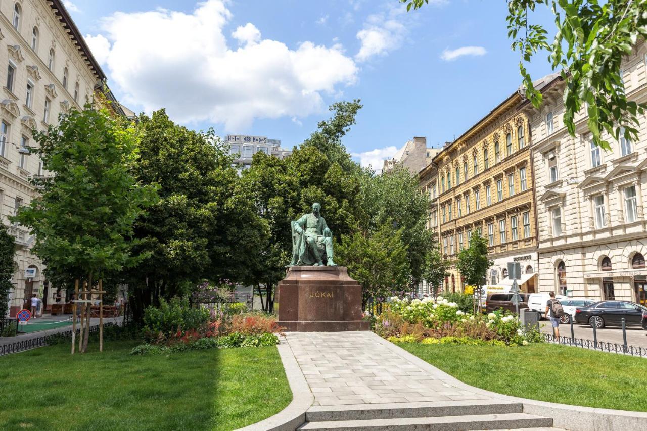 Comfort Zone Apartment Budapest Bagian luar foto