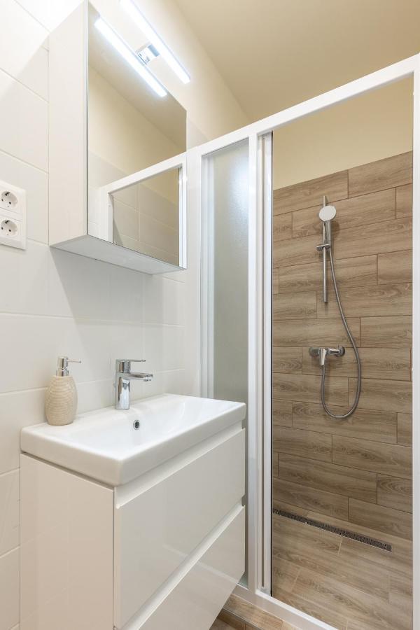 Comfort Zone Apartment Budapest Bagian luar foto