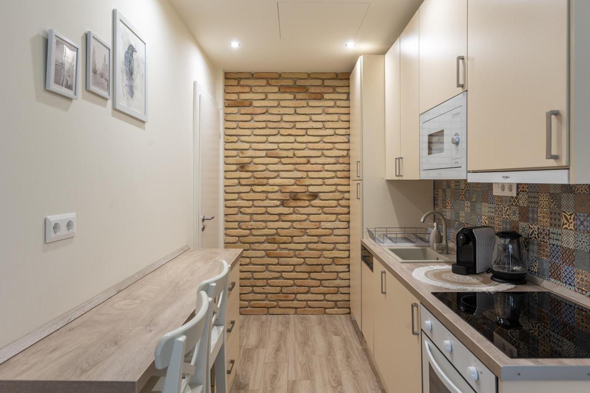 Comfort Zone Apartment Budapest Bagian luar foto