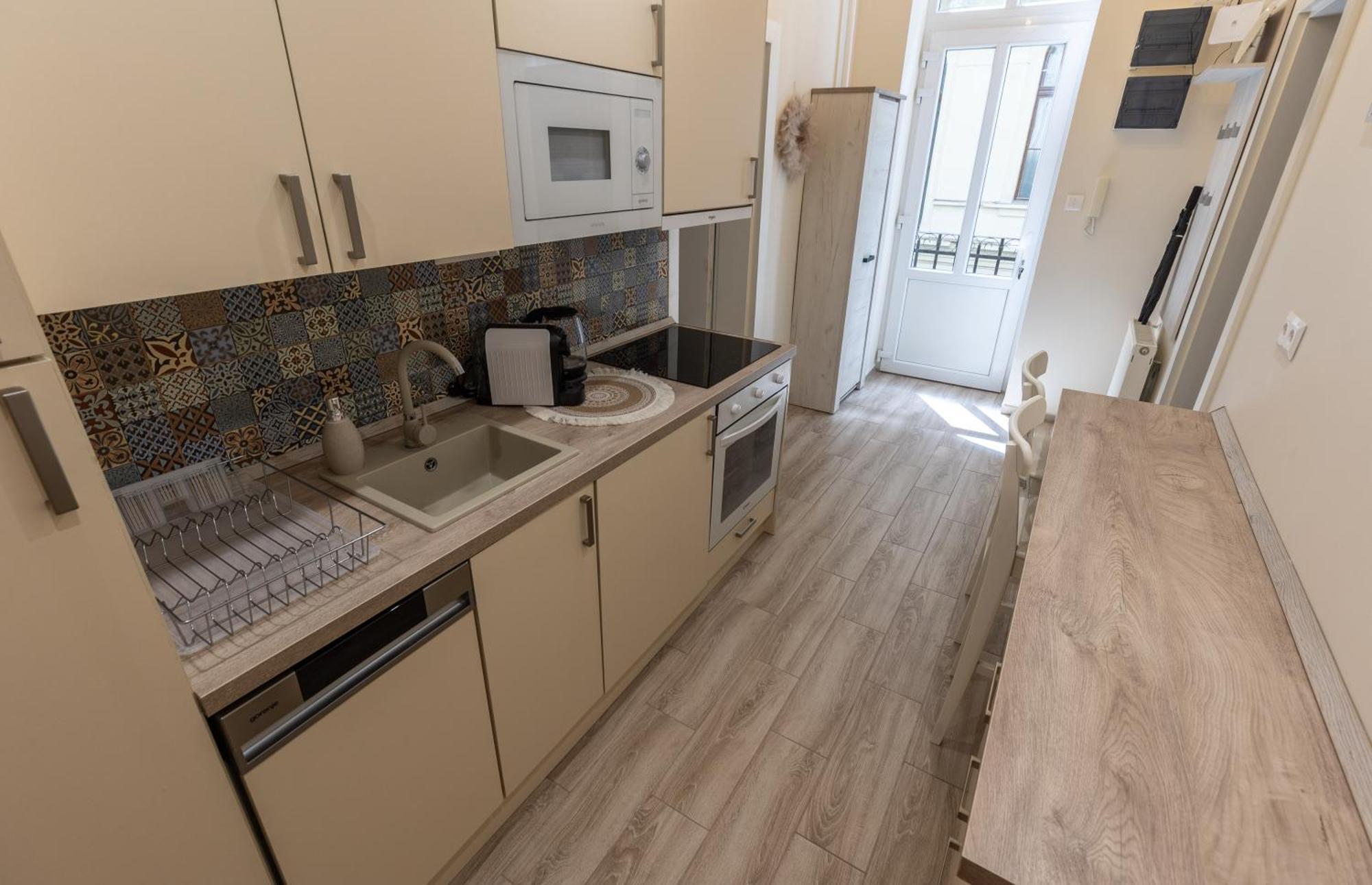 Comfort Zone Apartment Budapest Bagian luar foto